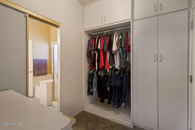 $549,000 | 213 East Smoke Tree Road, Gilbert, AZ 85296