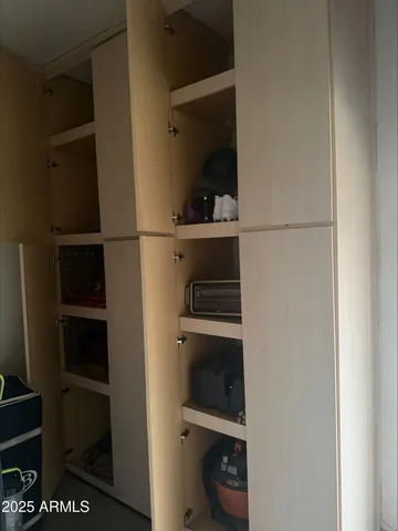 $549,000 | 213 East Smoke Tree Road, Gilbert, AZ 85296