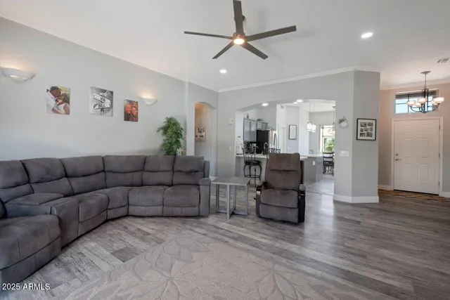 $549,000 | 213 East Smoke Tree Road, Gilbert, AZ 85296