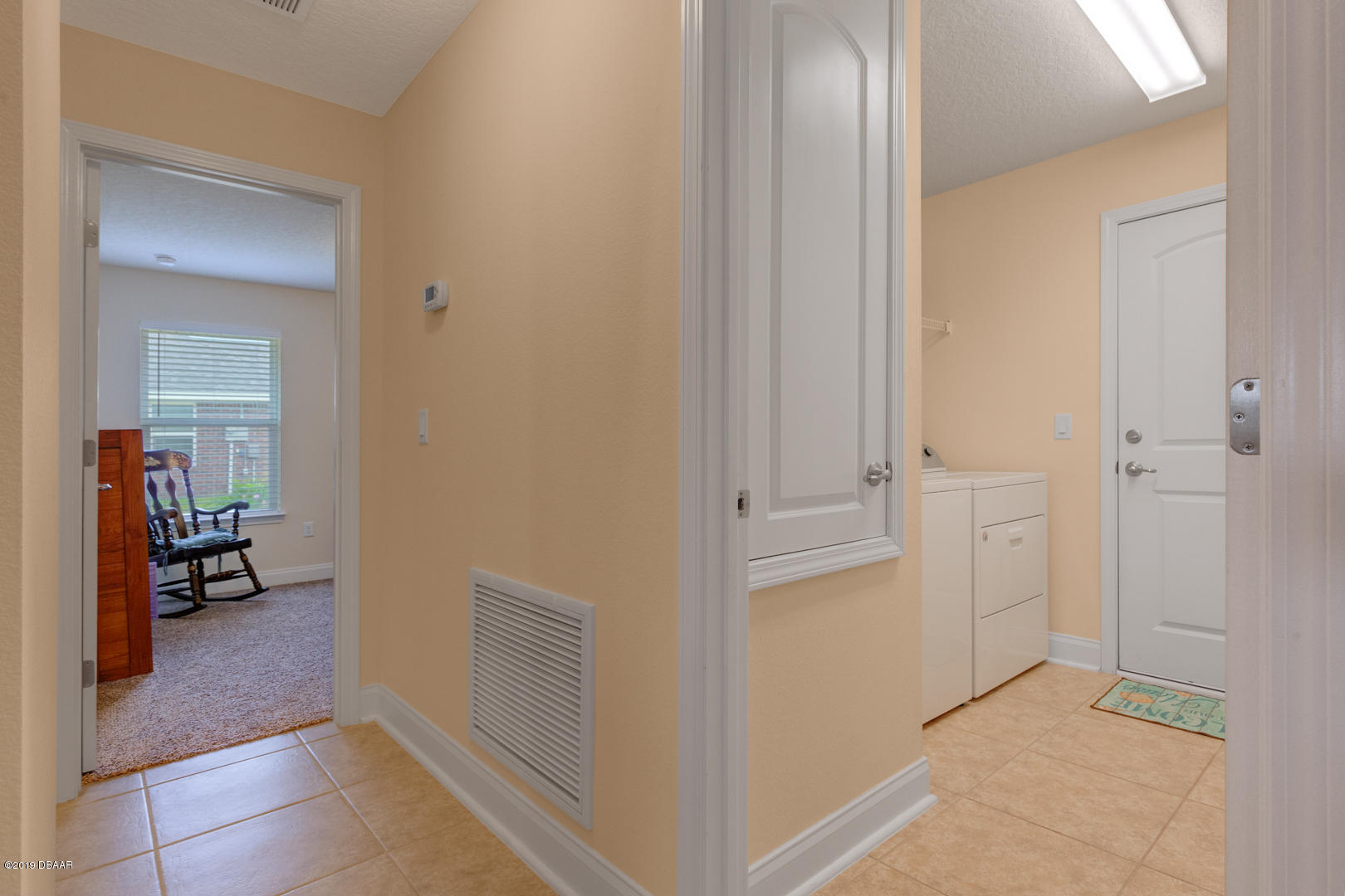 30 Turtle Ridge Drive Flagler Beach, FL 32136 - Photo 18 of 34 a view of a livingroom and a rooms