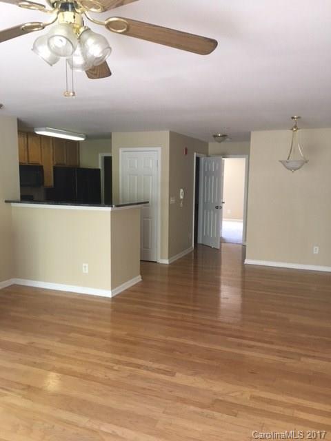645 Raphael Place Charlotte, NC 28205 - Photo 5 of 8