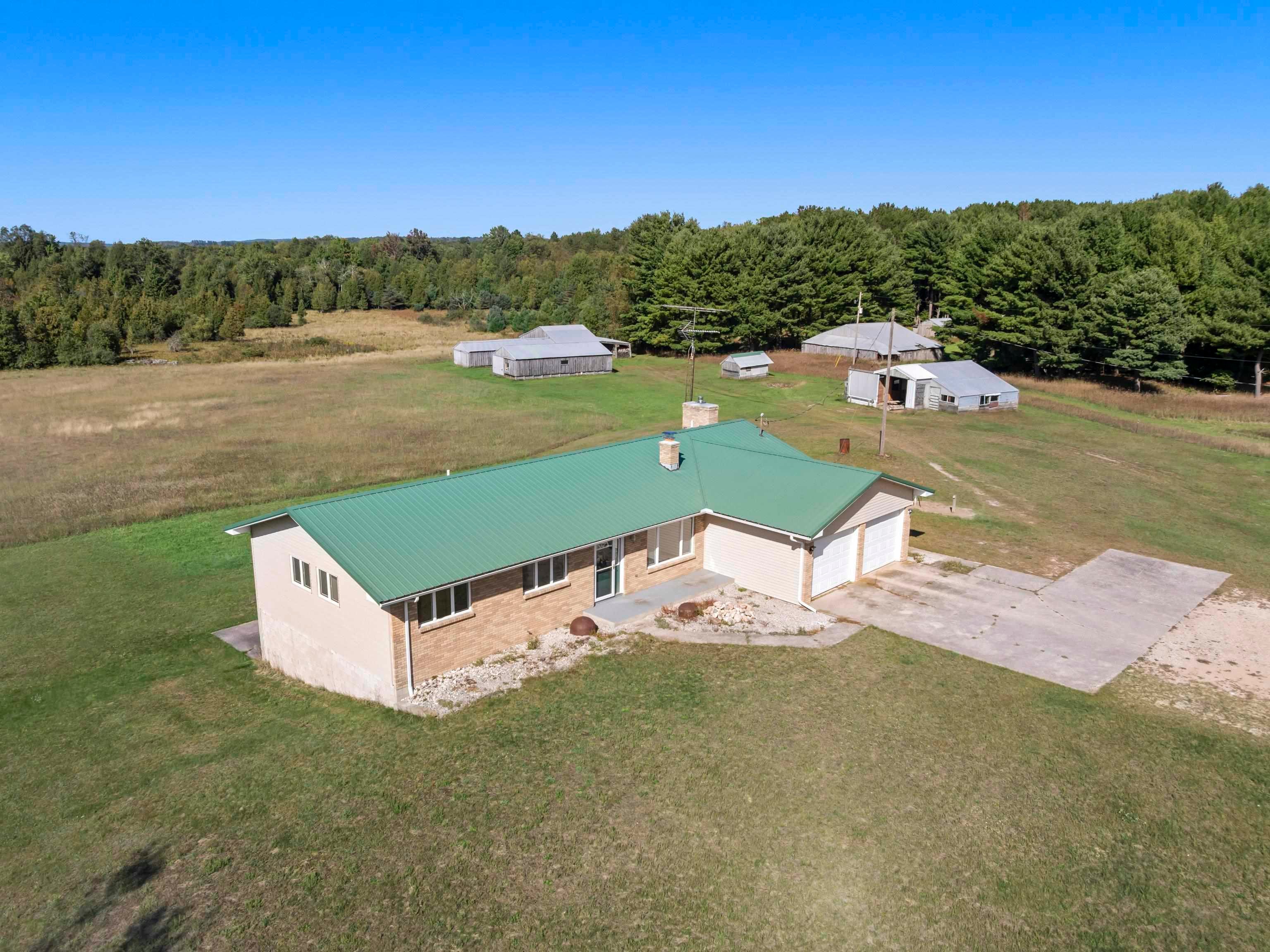 6088 Demerly Road Benzonia, MI 49616 - Photo 45 of 48 Gallery Image 45