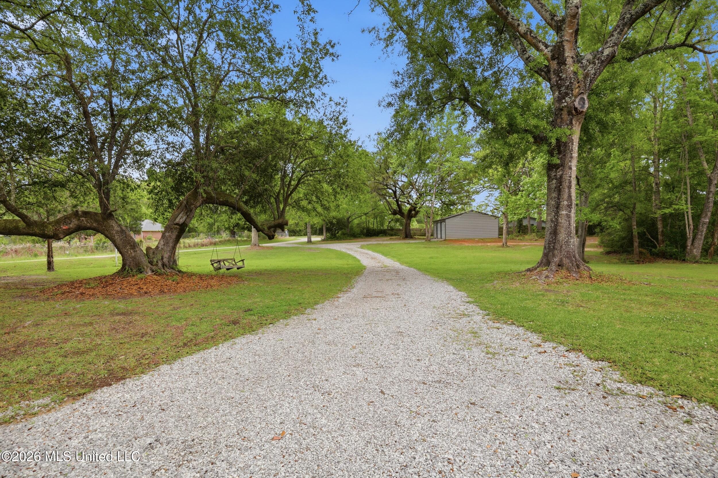 13213 Mt Pleasant Road Vancleave, MS 39565 - Photo 4 of 50 r6__3084