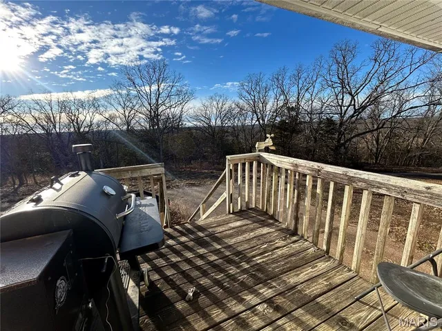 $1,112,000 | 314 County Road 212, Linn, MO 65051