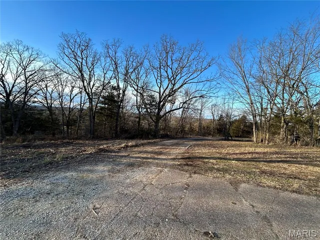 $1,112,000 | 314 County Road 212, Linn, MO 65051