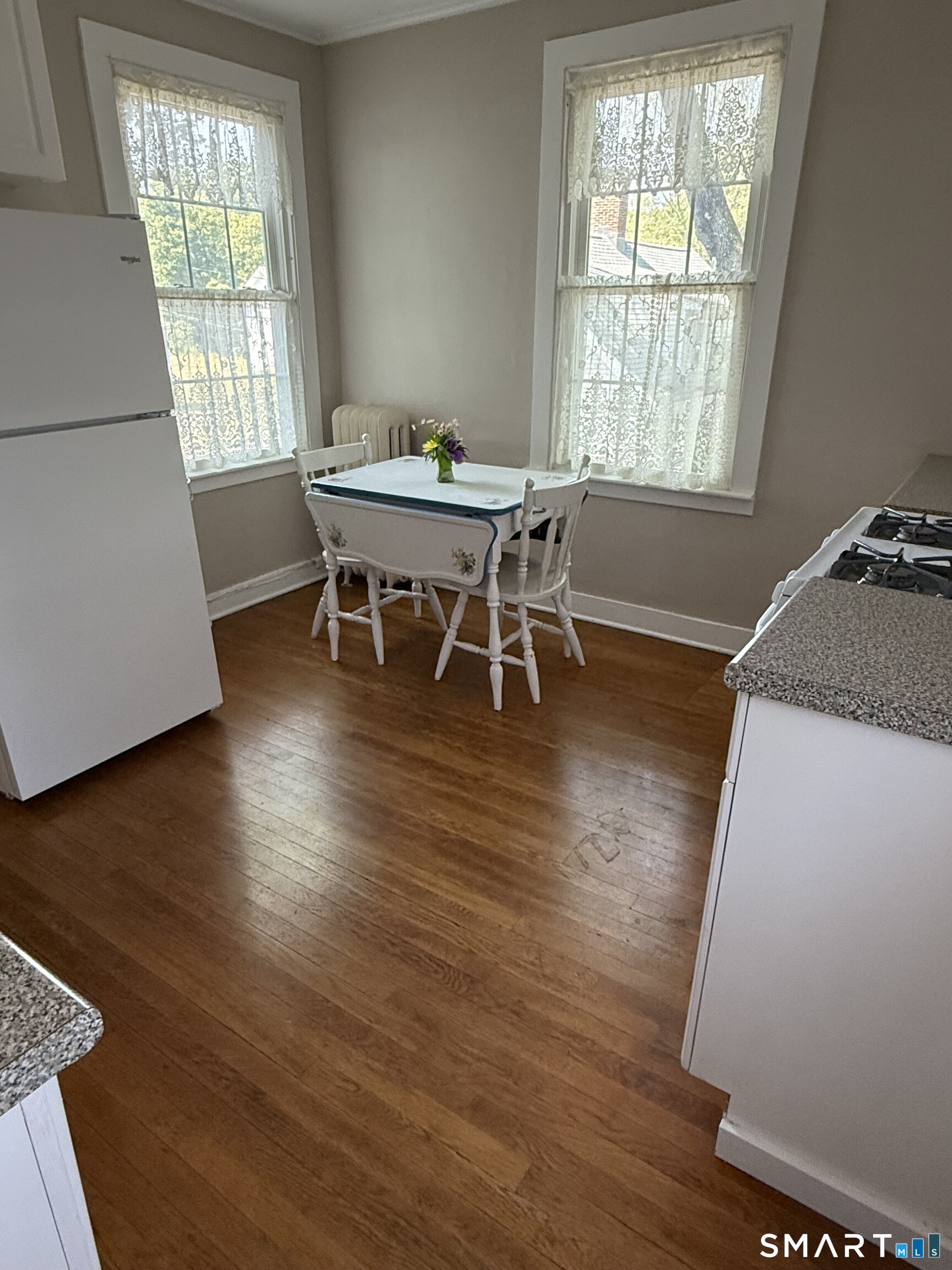 21 High Street, Unit B Clinton, CT 06413 - Photo 5 of 22