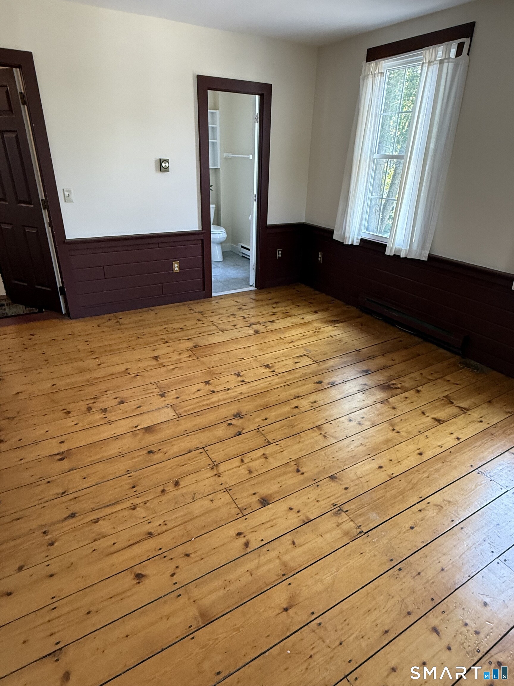 21 High Street, Unit B Clinton, CT 06413 - Photo 10 of 22