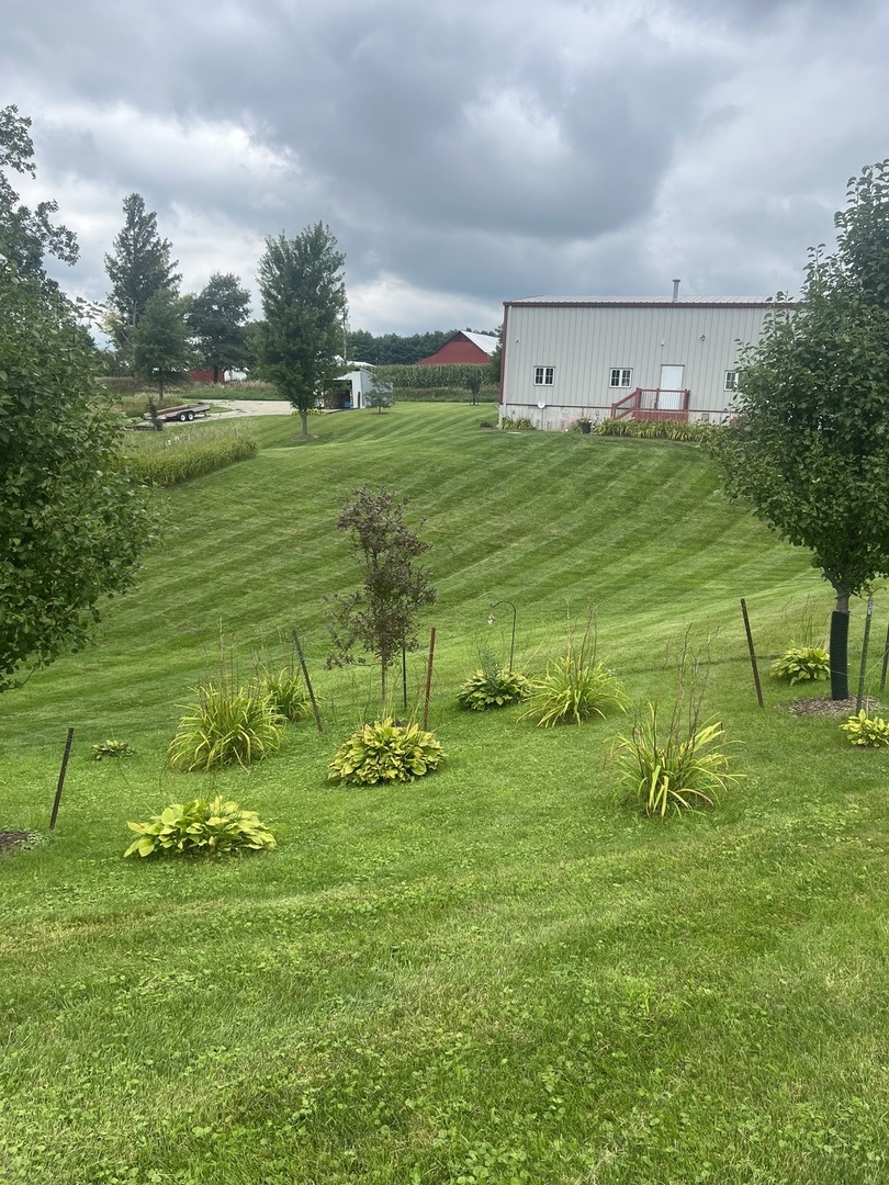 19455 Capp Road Morrison, IL 61270 - Photo 3 of 39