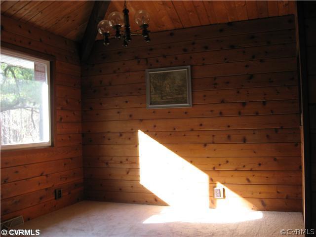 15220 Scotts Road Dewitt, VA 23840 - Photo 2 of 4 a view of entryway