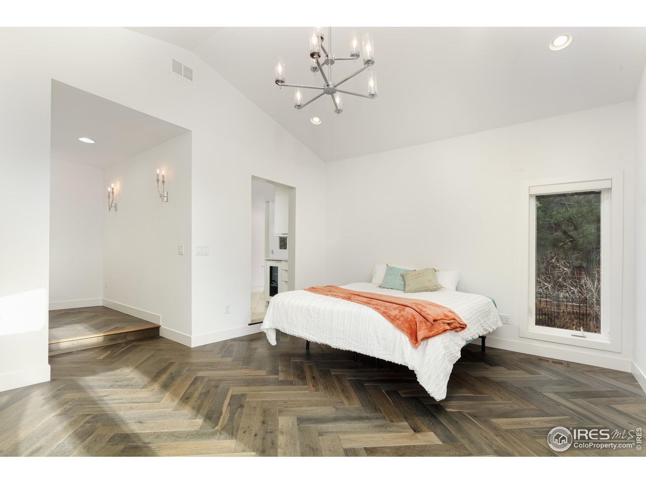 5315 Centennial Trail Boulder, CO 80303 - Photo 20 of 40 Expansive, luxurious primary suite