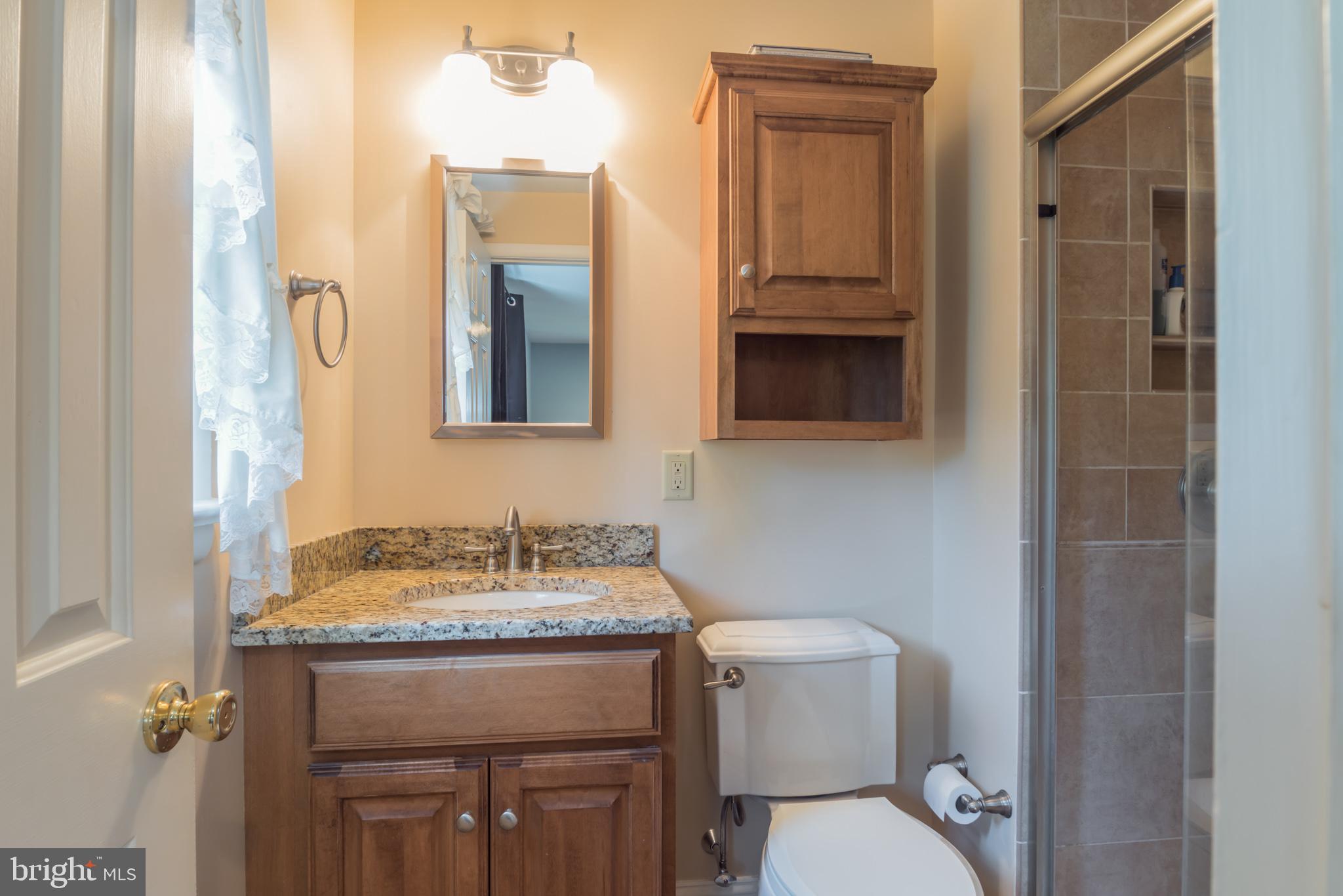 25 Langhorne Road Chalfont, PA 18914 - Photo 14 of 22 Master Bath