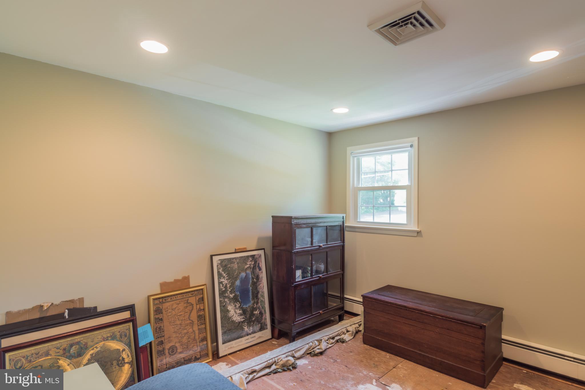 25 Langhorne Road Chalfont, PA 18914 - Photo 18 of 22 Bedroom 3