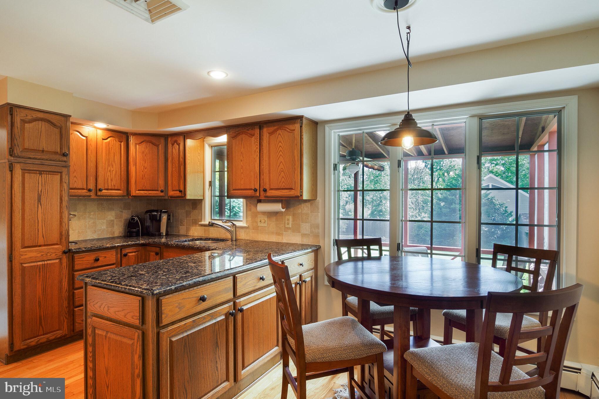 25 Langhorne Road Chalfont, PA 18914 - Photo 7 of 22 Eat-In Kitchen