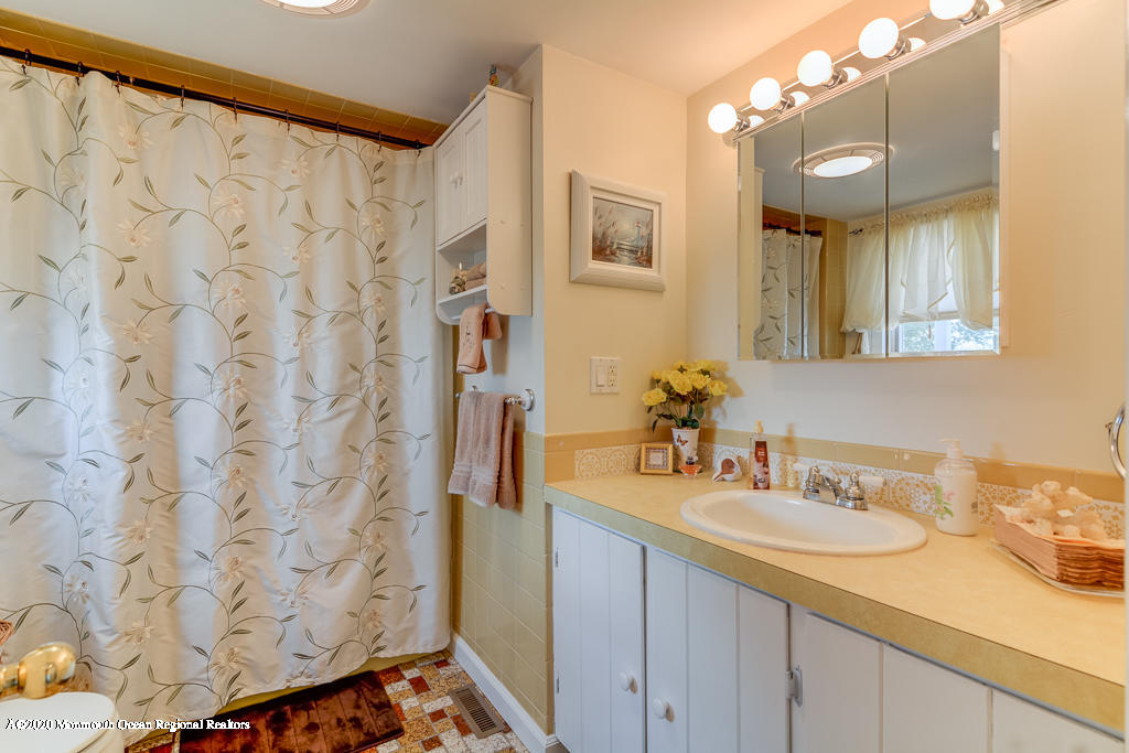 73 Pinehurst Road Brick, NJ 08723 - Photo 15 of 27 cu26