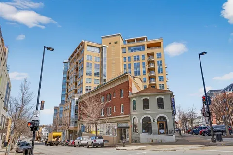 $735,000 | 125 North Hamilton Street, Unit 601, Madison, WI 53703