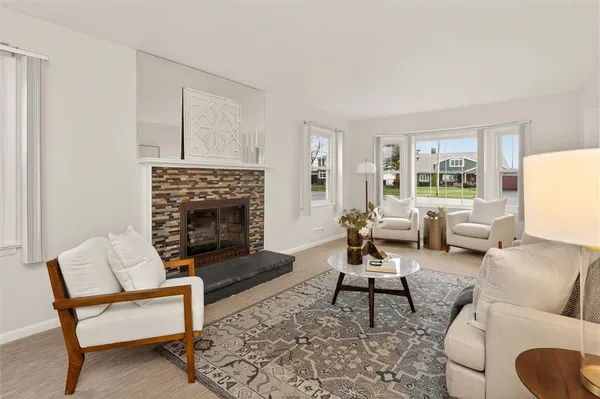 $349,900 | 297 Edgemere Drive, Greece, NY 14612