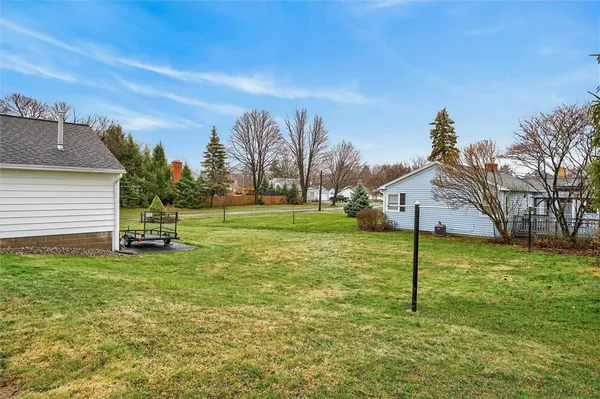 $349,900 | 297 Edgemere Drive, Greece, NY 14612