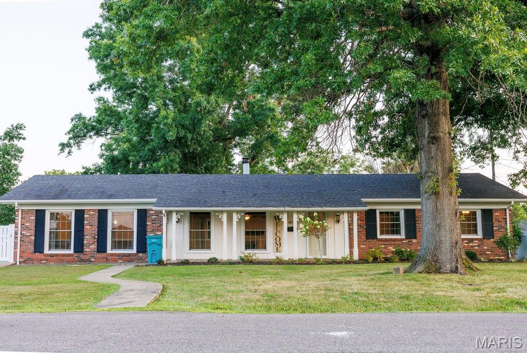 414 Hillcrest Drive Sullivan, MO 63080 - Photo 2 of 38