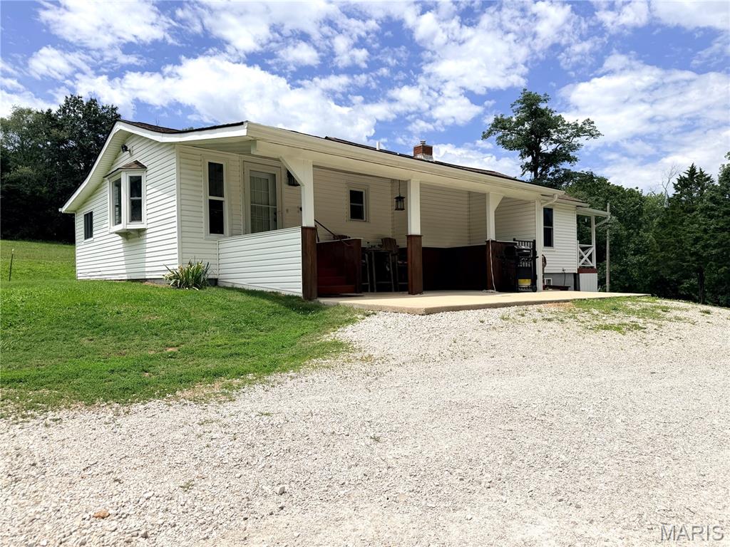 1086 Mill Hill Road St. Clair, MO 63077 - Photo 32 of 34