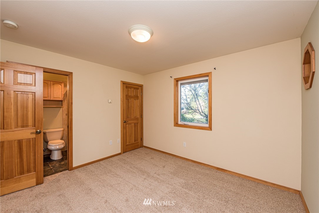 168 Lotzgesell Road Sequim, WA 98382 - Photo 25 of 40