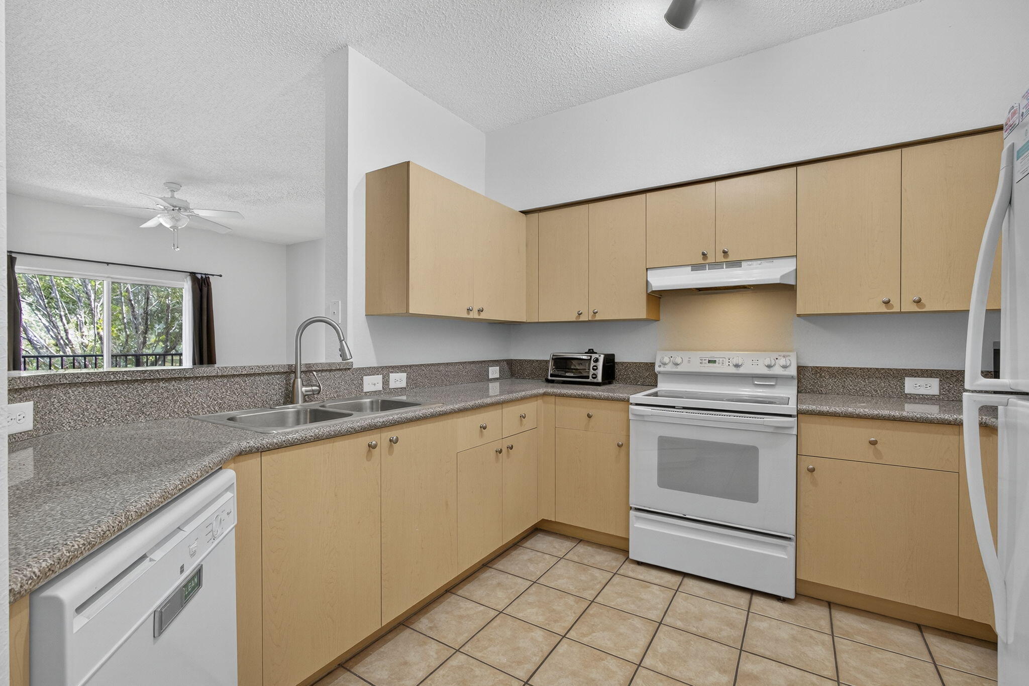 340 Crestwood Circle, Unit 201 Royal Palm Beach, FL 33411 - Photo 19 of 41