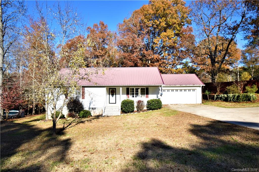 3980 Henry Dellinger Road Maiden, NC 28650 - Photo 2 of 27 Gallery Image 2