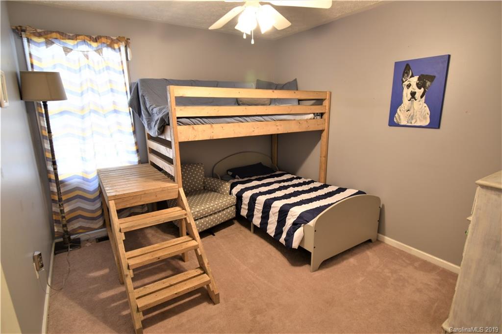 3980 Henry Dellinger Road Maiden, NC 28650 - Photo 17 of 27 Gallery Image 17