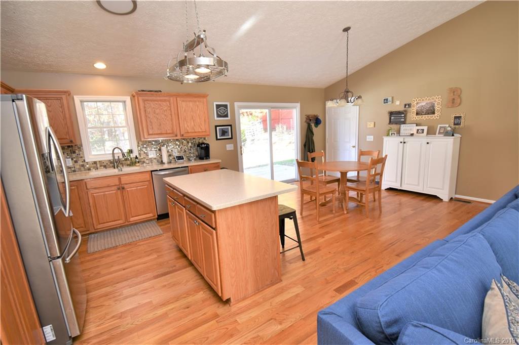 3980 Henry Dellinger Road Maiden, NC 28650 - Photo 10 of 27 Gallery Image 10