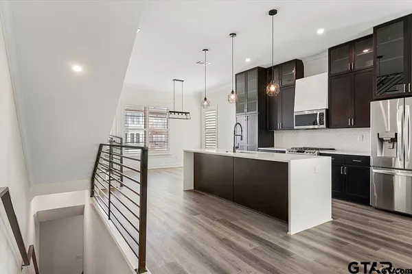 $3,500 | 522 West Erwin Street, Tyler, TX 75702