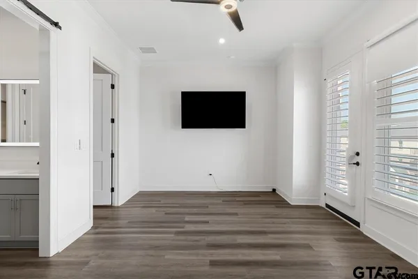 $3,500 | 522 West Erwin Street, Tyler, TX 75702