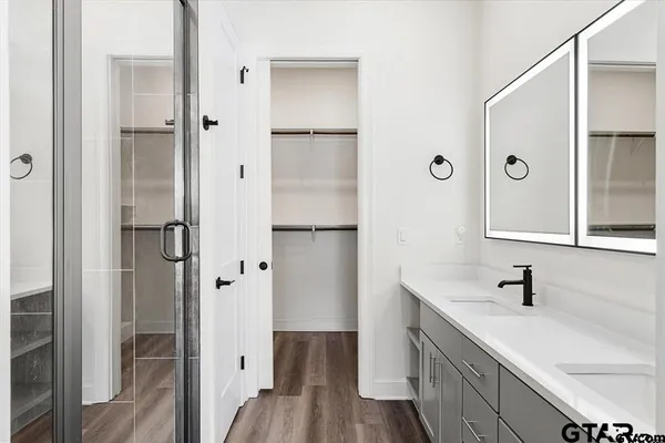 $3,500 | 522 West Erwin Street, Tyler, TX 75702