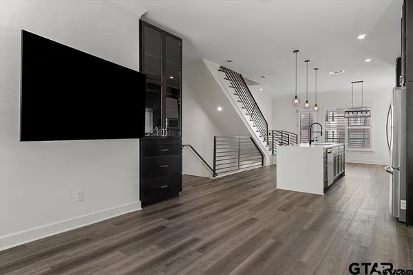 $3,500 | 522 West Erwin Street, Tyler, TX 75702