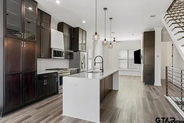 $3,500 | 522 West Erwin Street, Tyler, TX 75702