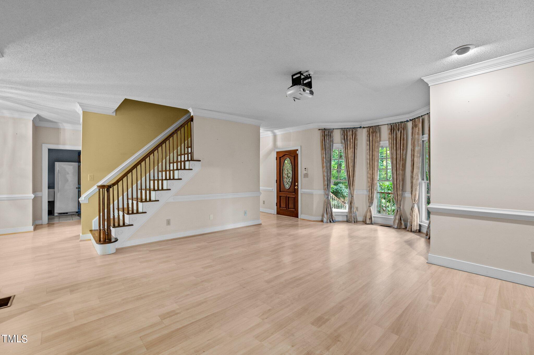4900 Kundinger Court Raleigh, NC 27606 - Photo 13 of 46 19-web-or-mls-DSC_4347