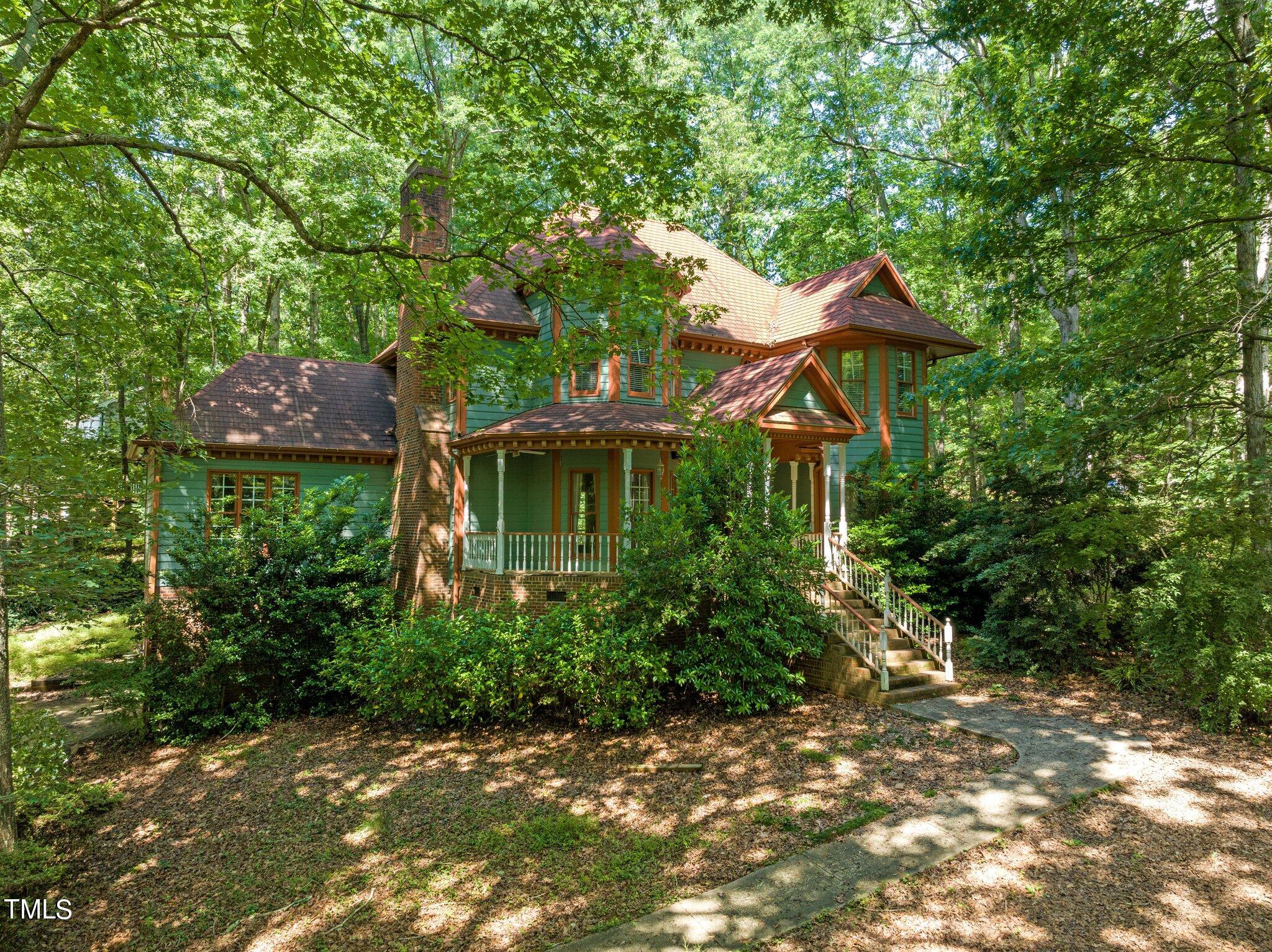 4900 Kundinger Court Raleigh, NC 27606 - Photo 4 of 46 2-web-or-mls-DJI_0211