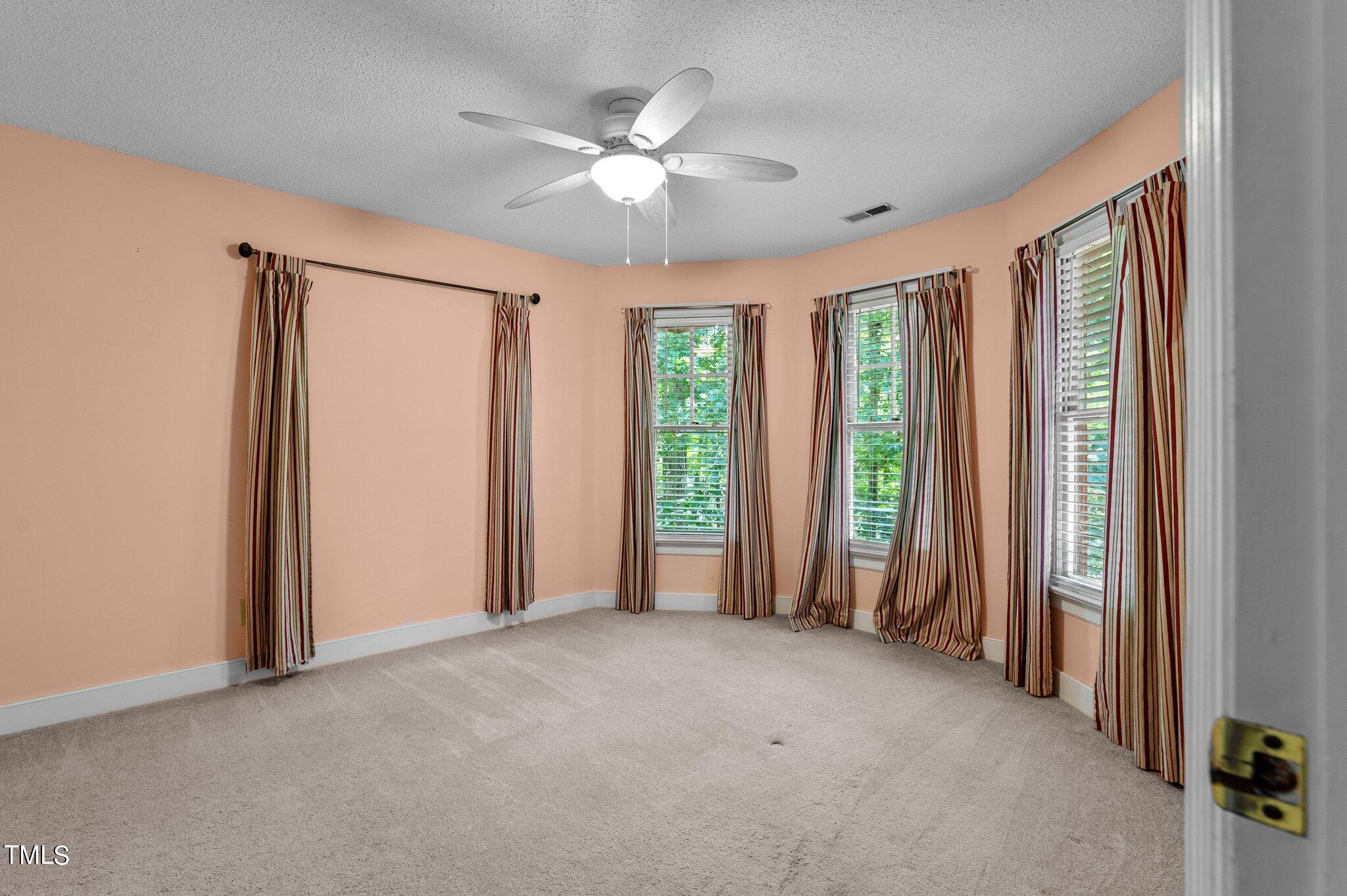 4900 Kundinger Court Raleigh, NC 27606 - Photo 41 of 46 41-web-or-mls-DSC_4415