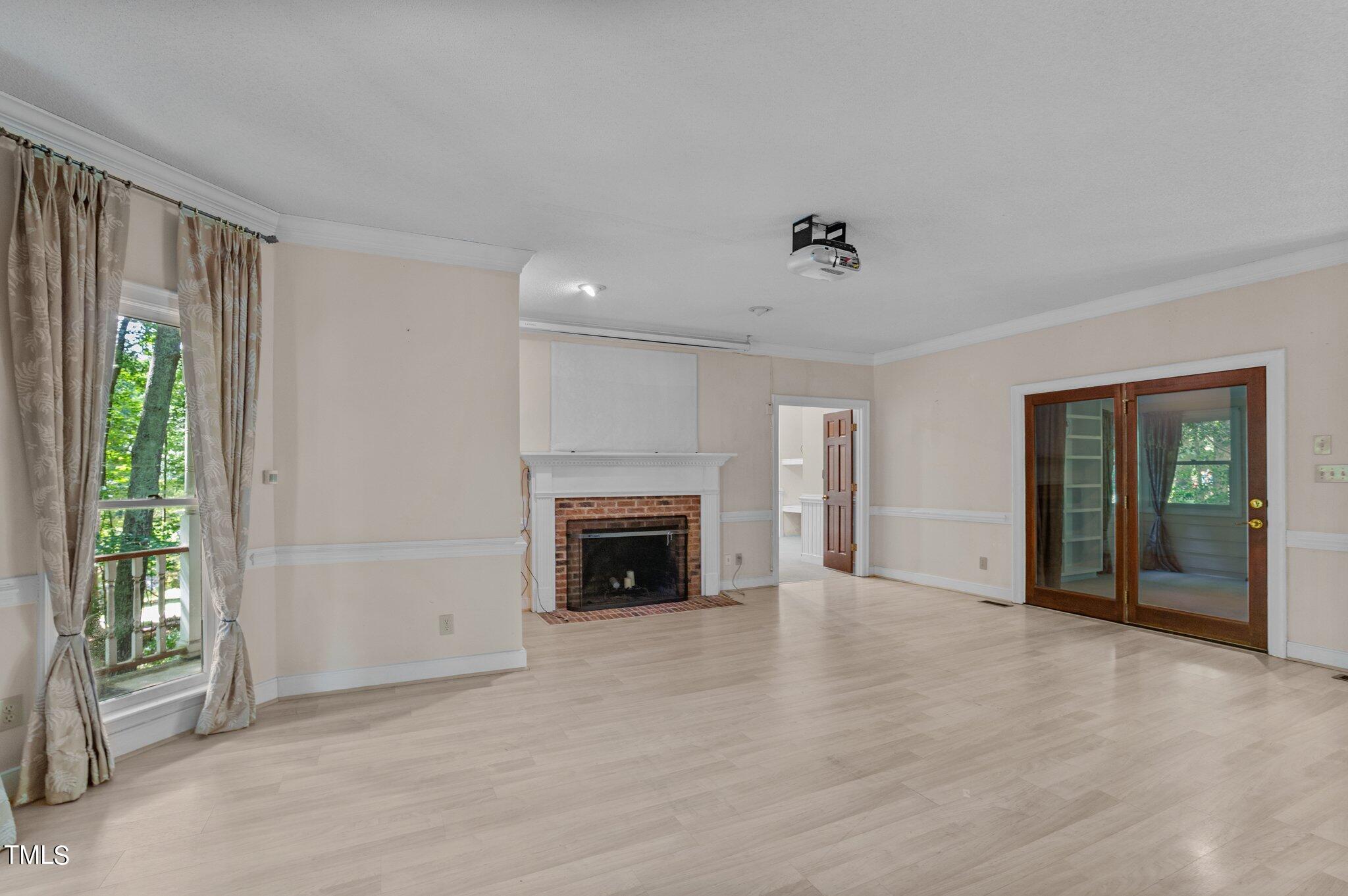 4900 Kundinger Court Raleigh, NC 27606 - Photo 10 of 46 17-web-or-mls-DSC_4341