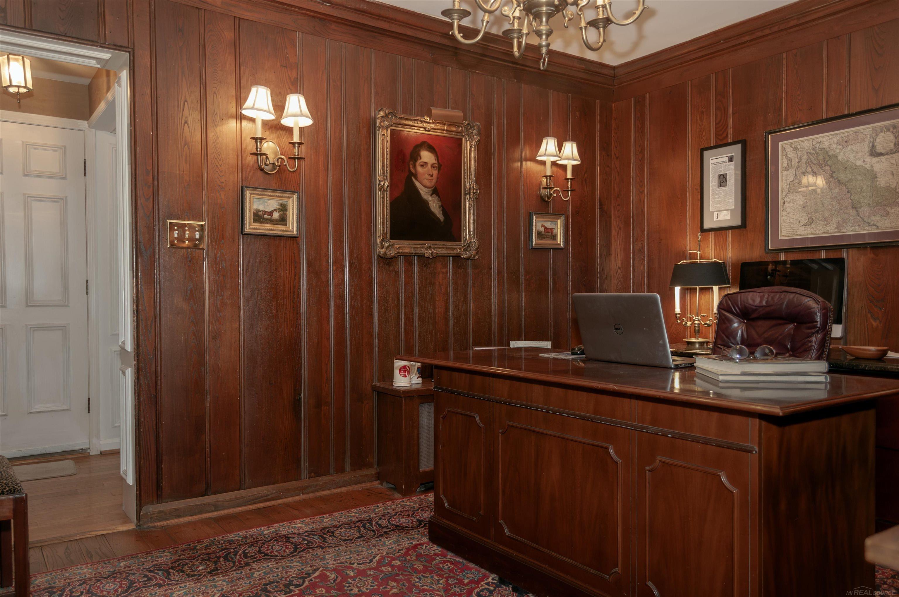 118 Moran Road Grosse Pointe, MI 48236 - Photo 21 of 76 50130609-6ADB177F-6264-4B4E-91CA-131C1A78AB1D.JPG
