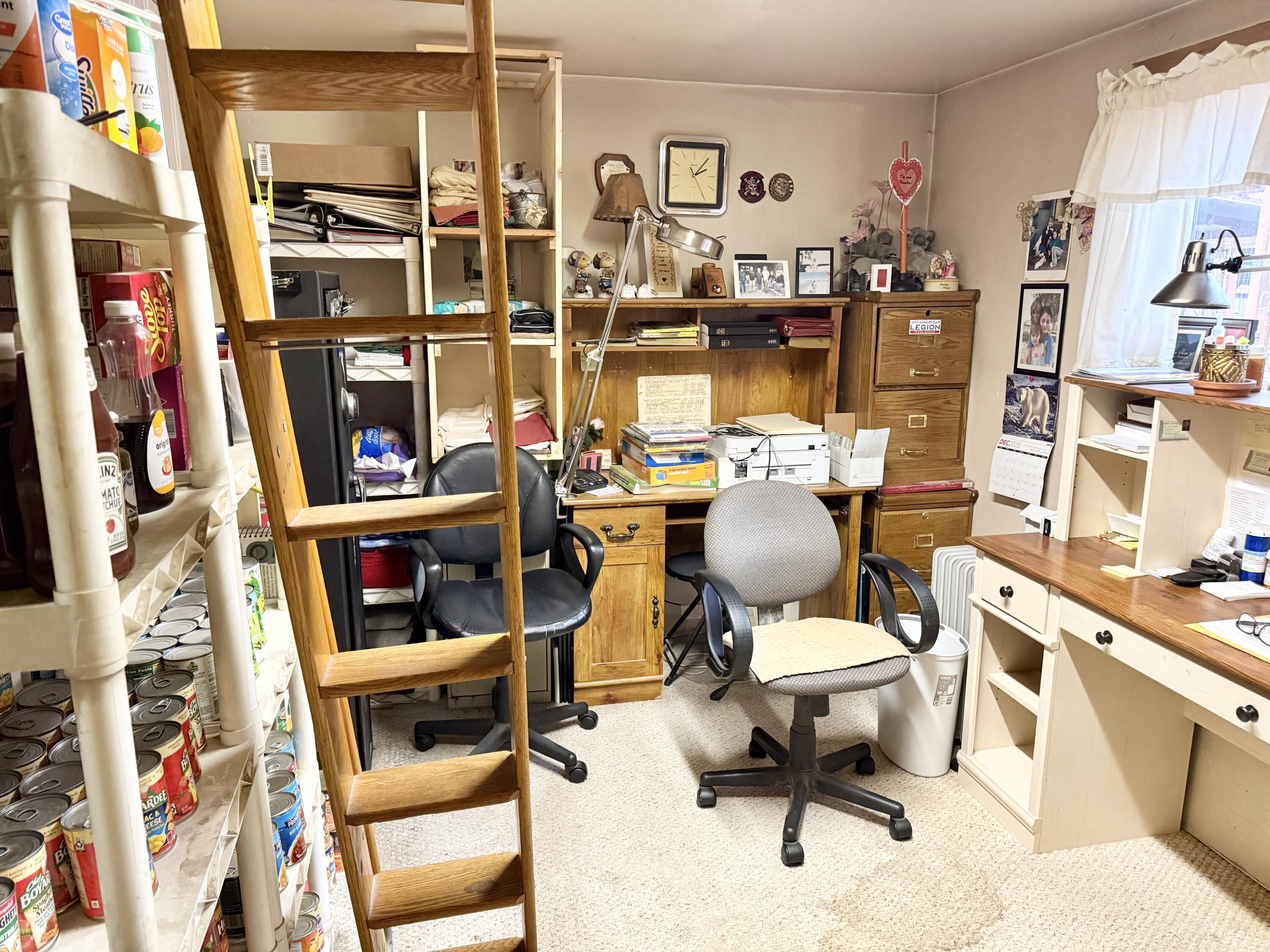 38965 Chiloquin Ridge Road Chiloquin, OR 97624 - Photo 52 of 59 a view of a workspace with furniture