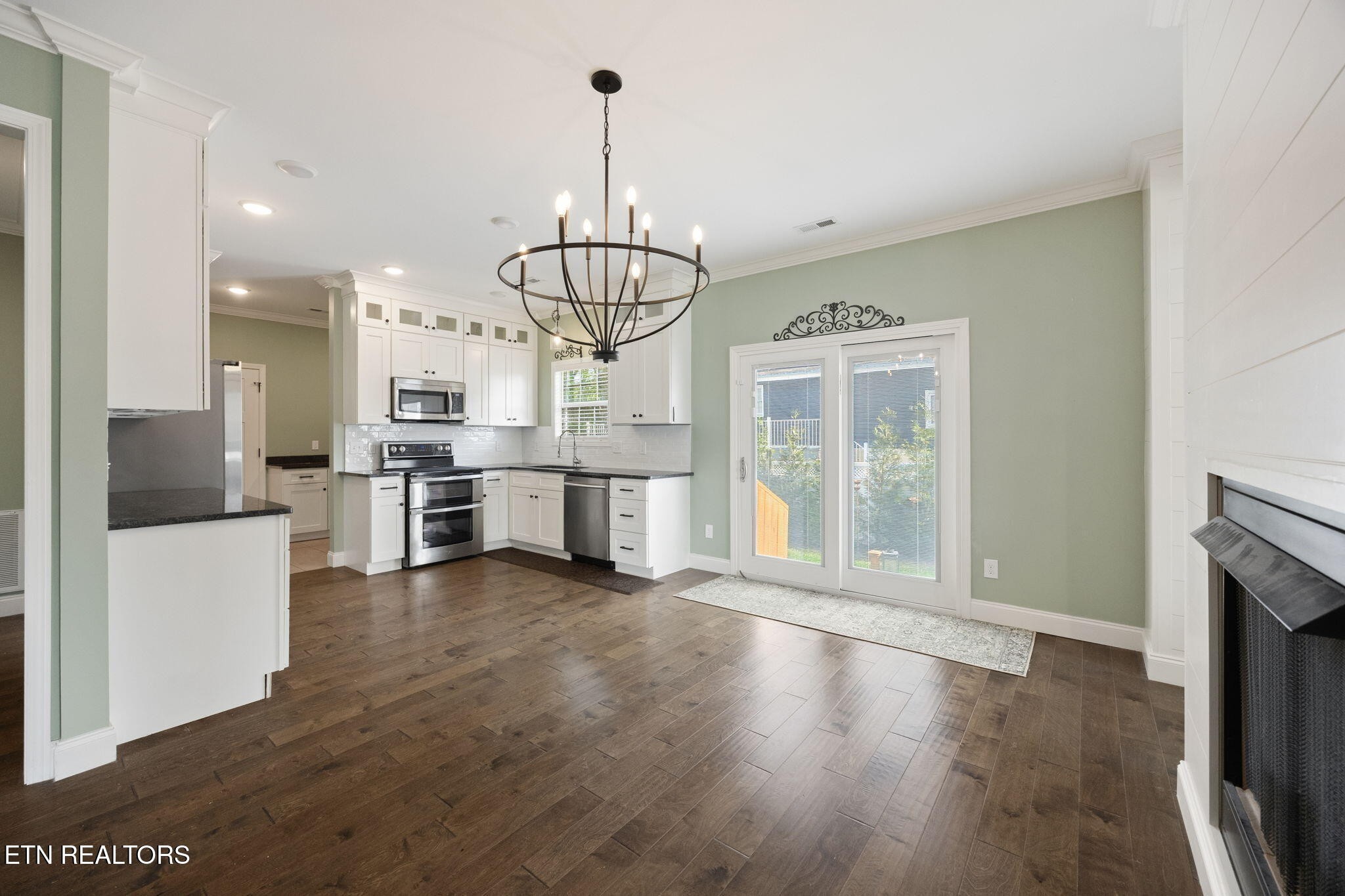 606 Eagle Bend Road Clinton, TN 37716 - Photo 12 of 42