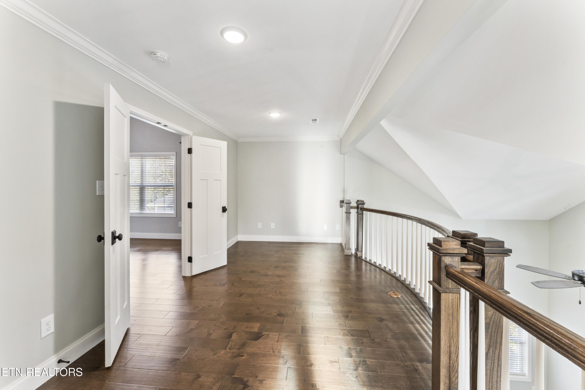 606 Eagle Bend Road Clinton, TN 37716 - Photo 21 of 37