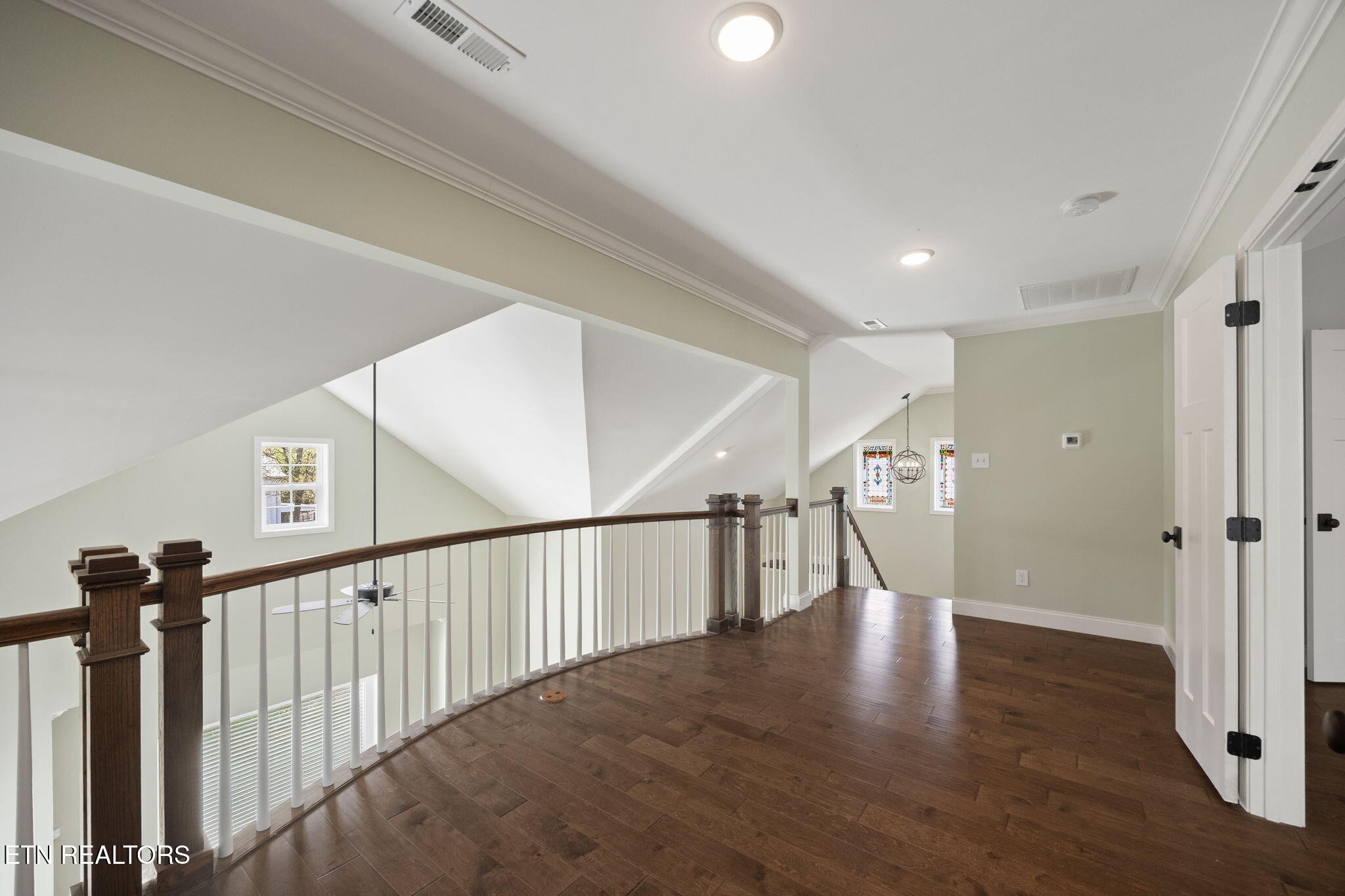 606 Eagle Bend Road Clinton, TN 37716 - Photo 25 of 42