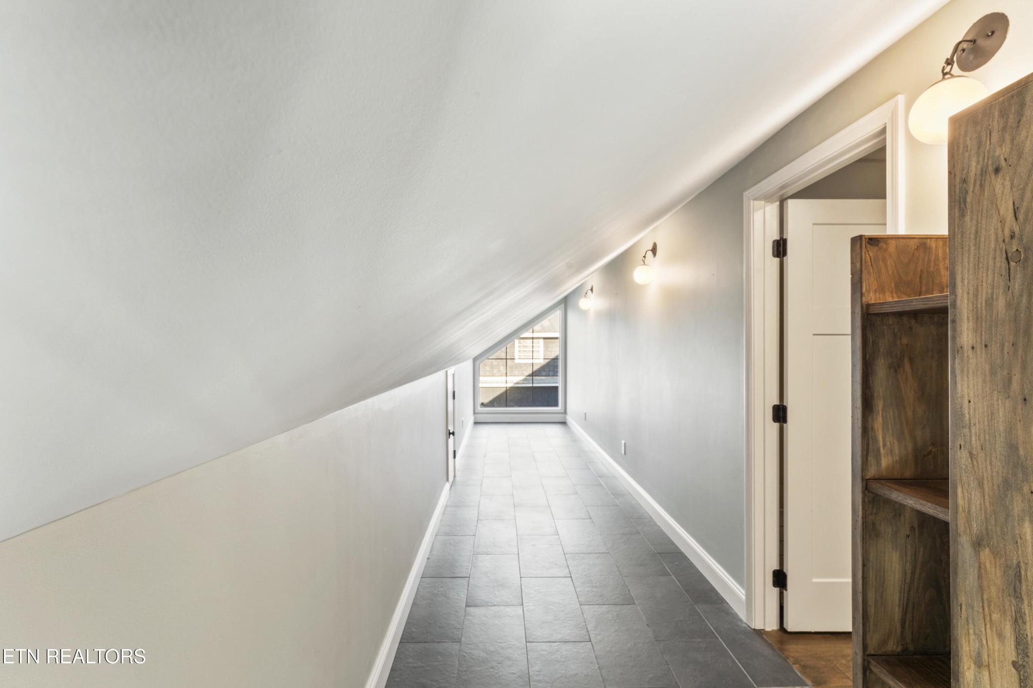 606 Eagle Bend Road Clinton, TN 37716 - Photo 30 of 37