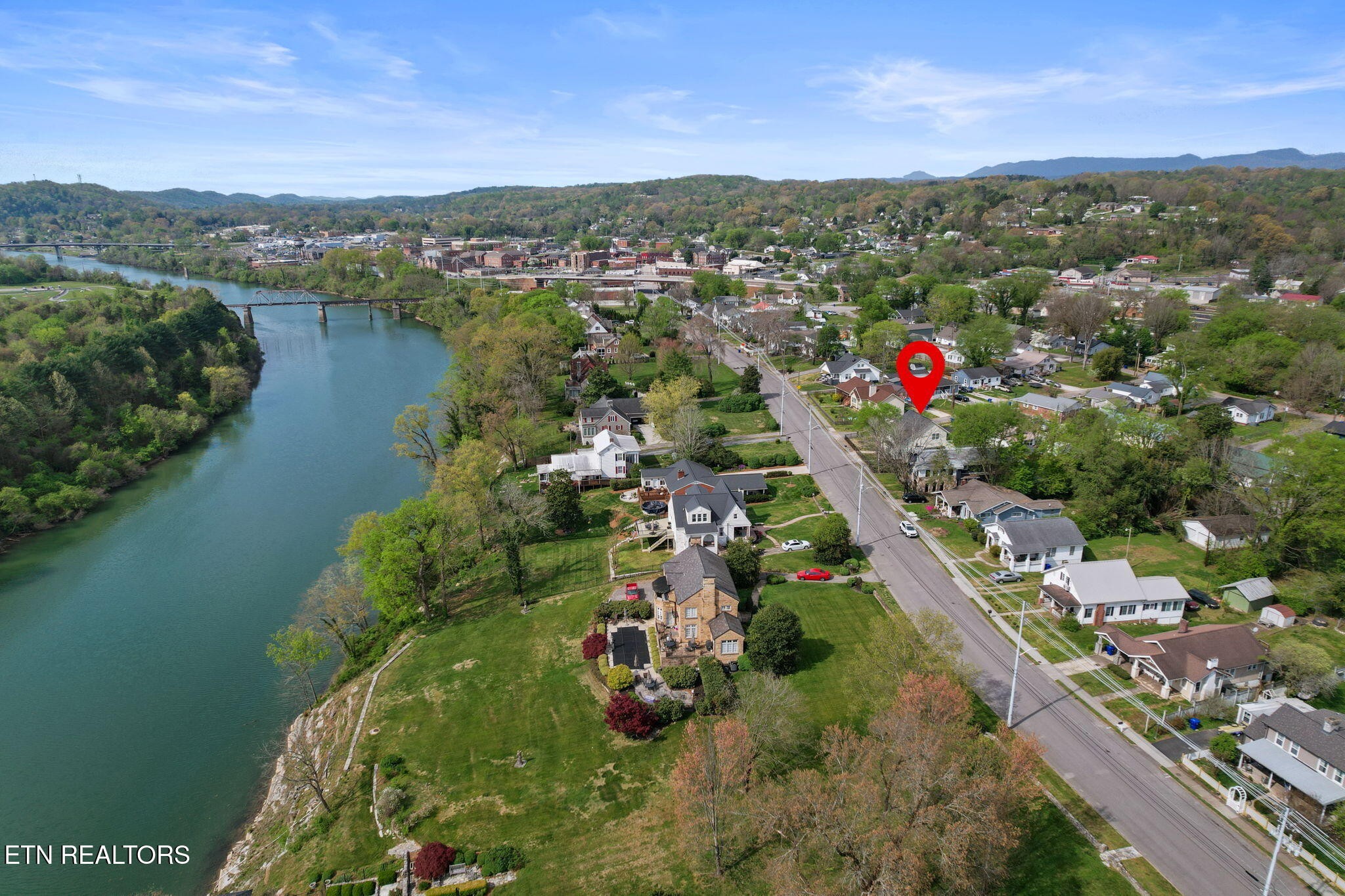 606 Eagle Bend Road Clinton, TN 37716 - Photo 40 of 42