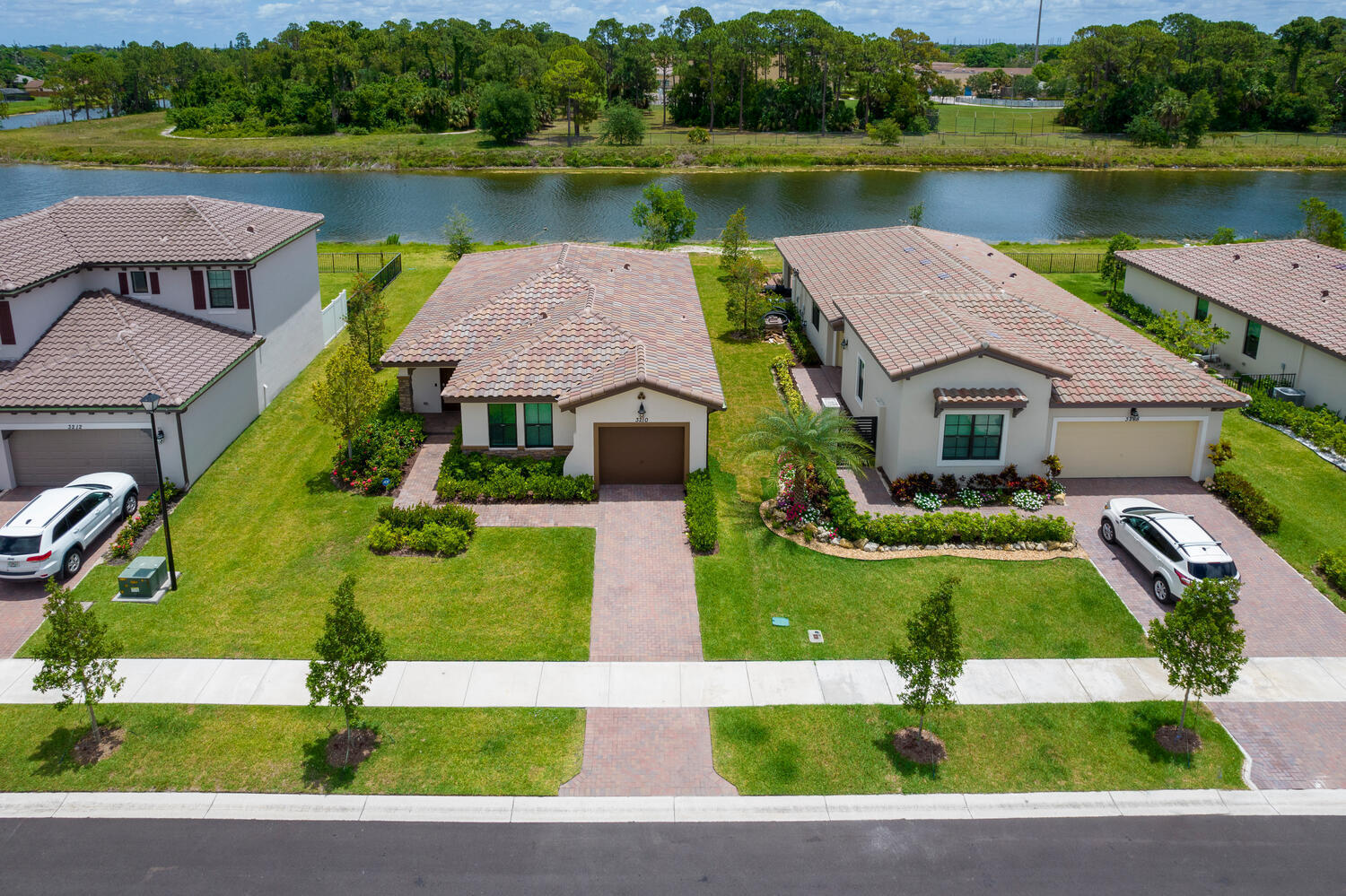 3210 Dunning Dr Royal Palm-large-011-003