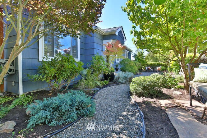 10333 Northeast 186th Street Bothell, WA 98011 - Photo 1 of 25