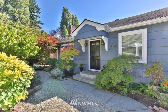 10333 Northeast 186th Street Bothell, WA 98011 - Photo 3 of 25