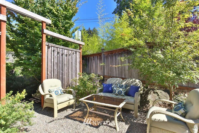 10333 Northeast 186th Street Bothell, WA 98011 - Photo 21 of 25