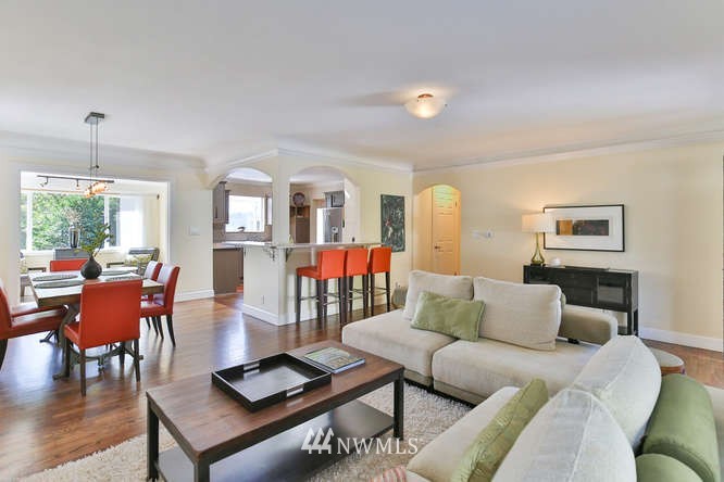 10333 Northeast 186th Street Bothell, WA 98011 - Photo 4 of 25