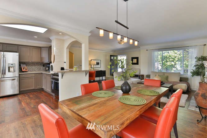 10333 Northeast 186th Street Bothell, WA 98011 - Photo 6 of 25